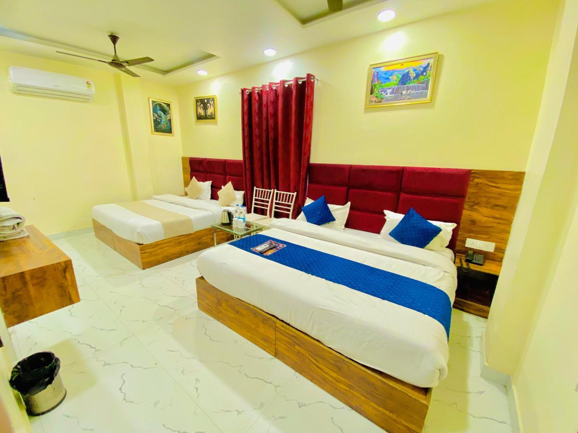 Hotel Holiday First 300 Meter From Golden Temple Amritsar Dış mekan fotoğraf