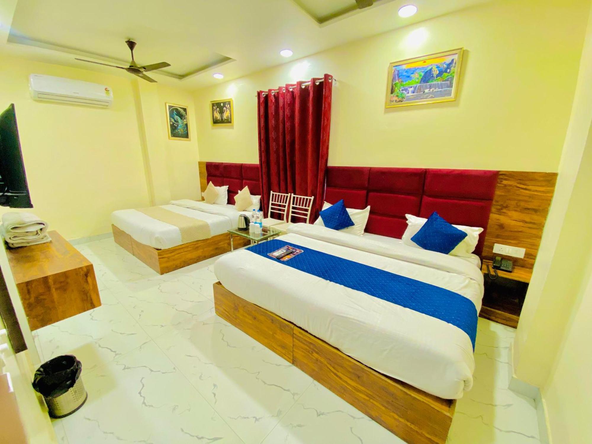 Hotel Holiday First 300 Meter From Golden Temple Amritsar Dış mekan fotoğraf